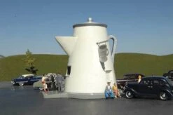 Bachmann - Scene Scapes - The Coffee Pot