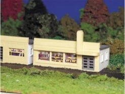 Bachmann Plasticville Hardware Store Kit (HO Scale)