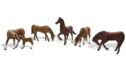 Woodand Scenics Chestnut Horses - HO Scale