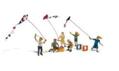 Woodand Scenics Windy Day Play - HO Scale