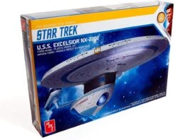 AMT 1/1000 Star Trek U.S.S. Excelsior Skill 2