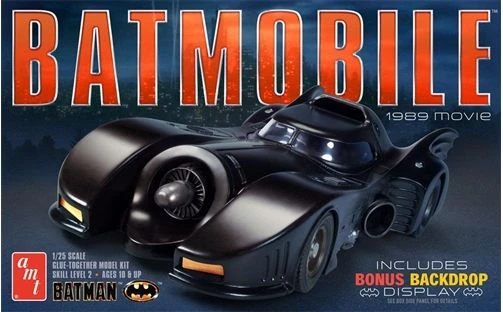 AMT 1/25 1989 Batmobile 3 AMT 1/25 1989 Batmobile