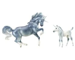 Breyer CASCADE & CASPIAN