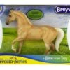 Breyer Palomino Morgan -Model Haven Shop palomino morgan model breyer 867201 2000x