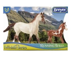 Breyer Running Wild Set